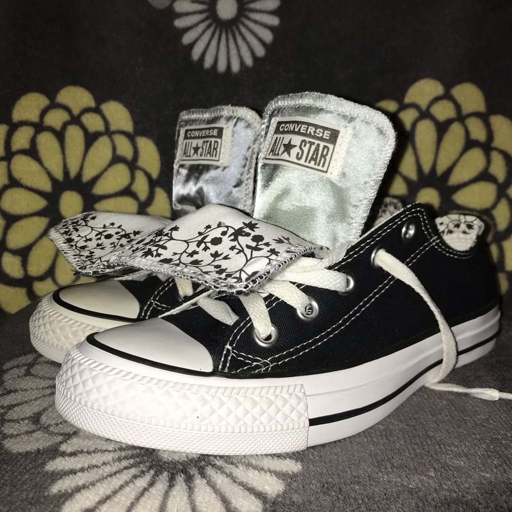 Women’s Black Converse’s